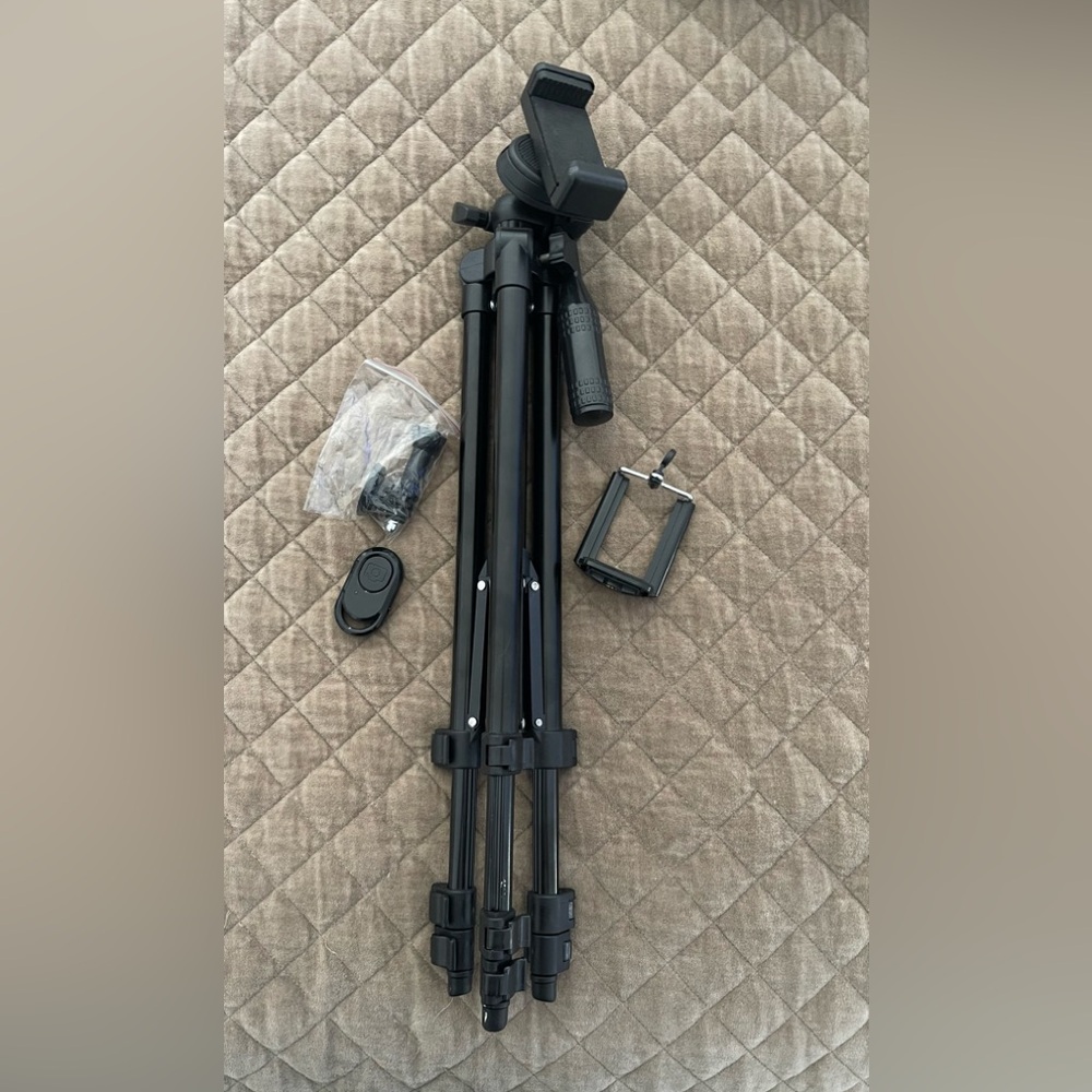 Polarduck Laser Level Tripod Phone Stand: 51-inch 130cm Aluminum Tripod -NWOB - Picture 2 of 10